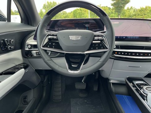 New 2026 Cadillac Lyriq Premium Luxury image 14