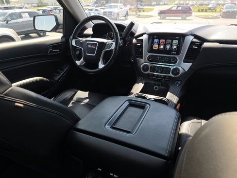Used 2018 GMC Yukon SLT w/ Premium Edition image 15