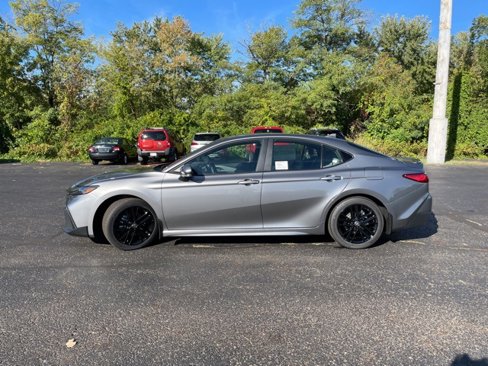 New 2026 Toyota Camry SE image 2