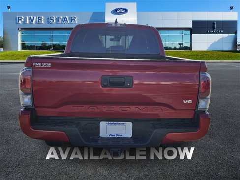 Used 2023 Toyota Tacoma TRD Sport image 6