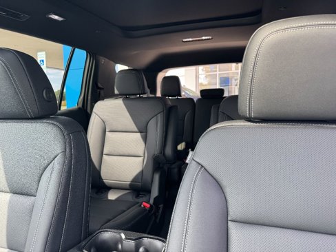 New 2026 Chevrolet Traverse LT w/ Sun and Wheel Package image 23