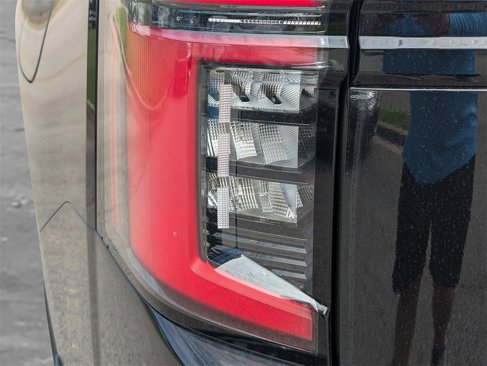 New 2025 Nissan Armada SL image 11