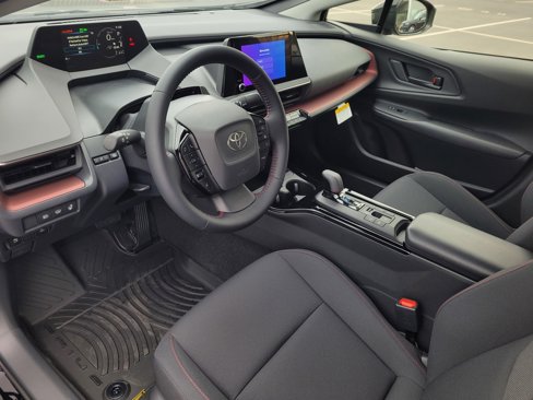 New 2026 Toyota Prius Plug-In Hybrid image 7