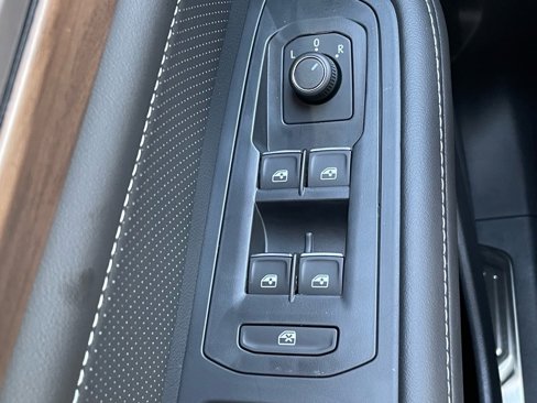 New 2026 Volkswagen Atlas SE image 14