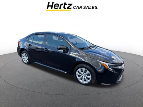 Used 2025 Toyota Corolla LE image 1