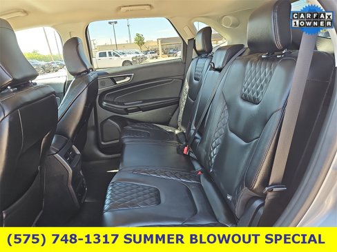 Used 2024 Ford Edge Titanium image 11