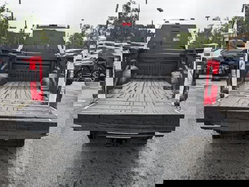 New 2025 Ford F350 King Ranch w/ FX4 Off-Road Package image 13