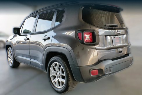 Used 2018 Jeep Renegade Latitude image 9