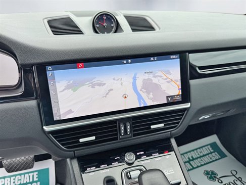 Used 2019 Porsche Cayenne image 18