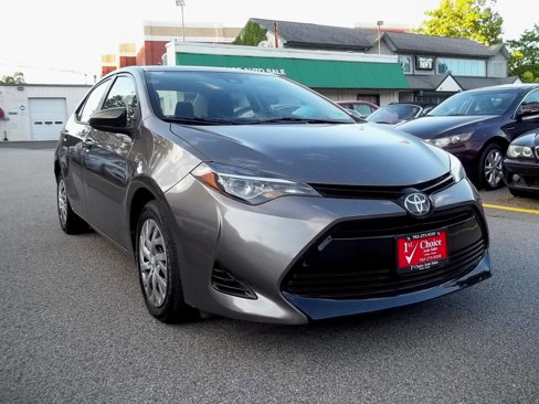 Used 2017 Toyota Corolla LE image 5