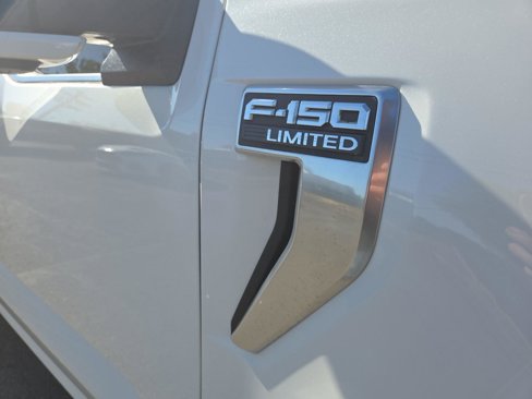 Used 2023 Ford F150 Limited image 12