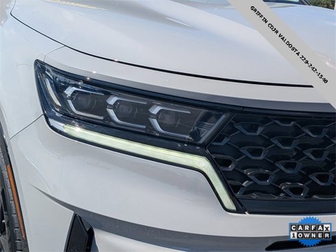 Used 2023 Kia Sorento SX image 9