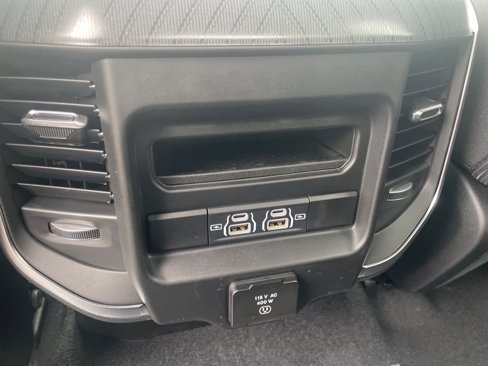 New 2026 RAM 1500 4x4 Crew Cab image 35