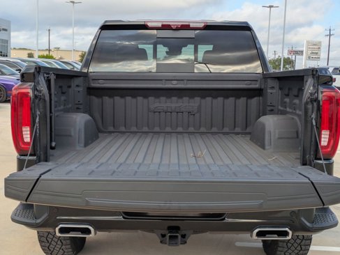 Used 2024 GMC Sierra 1500 AT4 w/ Technology Package image 23