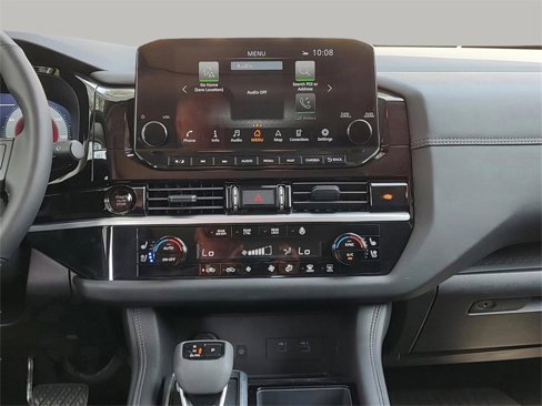 Used 2025 Nissan Pathfinder Platinum w/ Cargo Package image 16