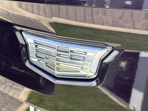 New 2026 Cadillac Escalade IQ Luxury 2 image 9