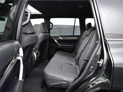 Used 2023 Lexus GX 460 Premium image 15