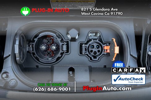 Used 2025 Nissan Leaf S image 13