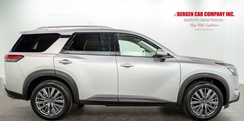 Used 2025 Nissan Pathfinder SL w/ SL Premium Package image 15