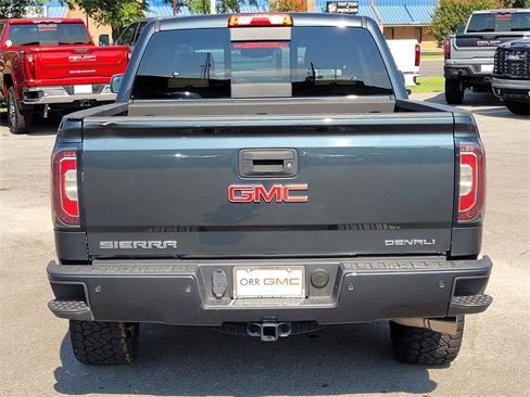 Used 2018 GMC Sierra 1500 Denali w/ Denali Ultimate Package image 5