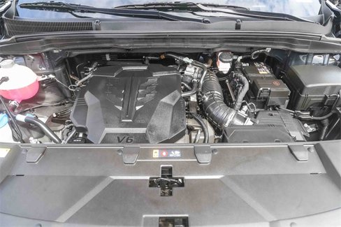 Certified 2024 Kia Carnival LX image 29