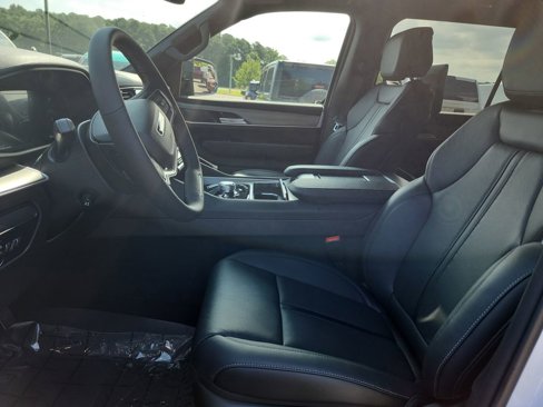 New 2025 Jeep Wagoneer L Series II image 10