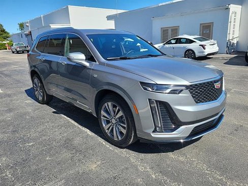 Certified 2024 Cadillac XT6 Premium Luxury image 7