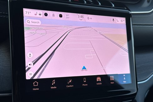 New 2025 Jeep Grand Cherokee L Altitude image 18