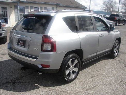 Used 2016 Jeep Compass High Altitude image 7