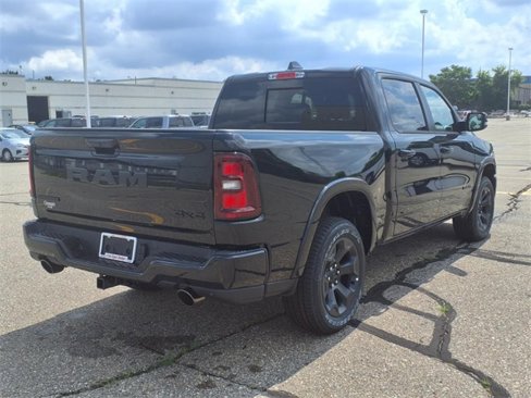 New 2026 RAM 1500 4x4 Crew Cab image 5