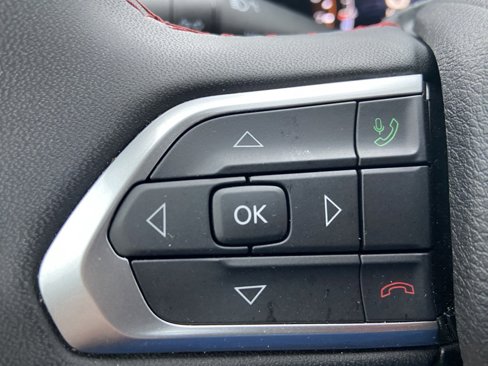 Used 2024 Jeep Compass Trailhawk image 15