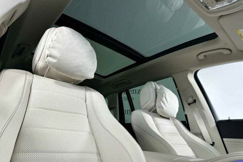 New 2026 Mercedes-Benz GLS 450 4MATIC image 18