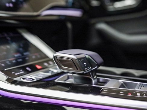 New 2025 Audi Q8 Prestige image 26