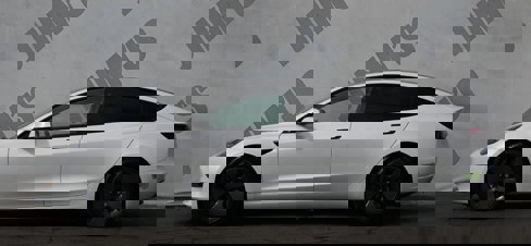 Used 2023 Tesla Model 3 Standard Range image 6