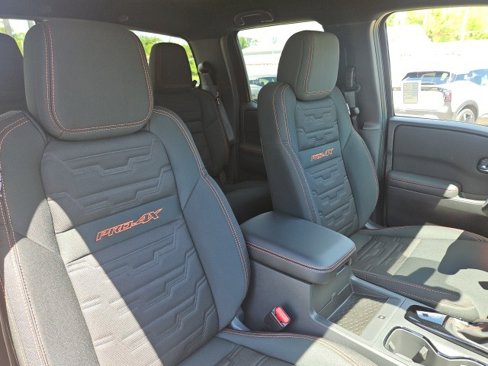 New 2025 Nissan Frontier PRO-4X image 32