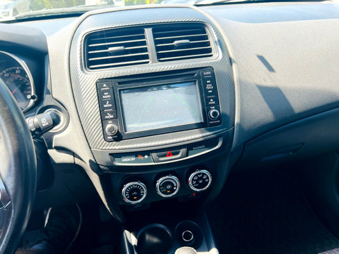 Used 2017 Mitsubishi Outlander Sport SE image 22