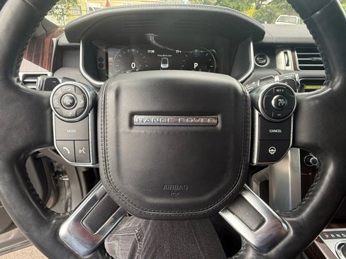 Used 2017 Land Rover Range Rover image 21