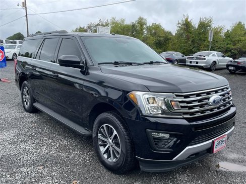 Used 2019 Ford Expedition Max XLT image 2