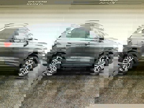 Used 2020 Ford Escape SEL image 5