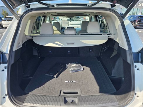New 2026 Nissan Rogue SV image 9