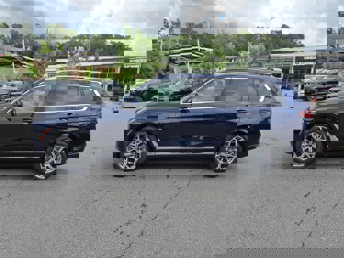 New 2026 BMW X7 xDrive40i image 8