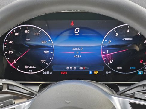Certified 2025 Mercedes-Benz GLC 300 4MATIC image 33