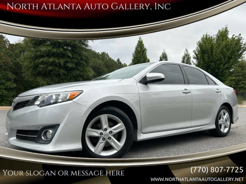 Used 2014 Toyota Camry SE image 2