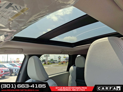 New 2025 Mitsubishi Outlander SE image 14