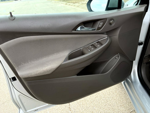 Used 2017 Chevrolet Cruze LS image 24
