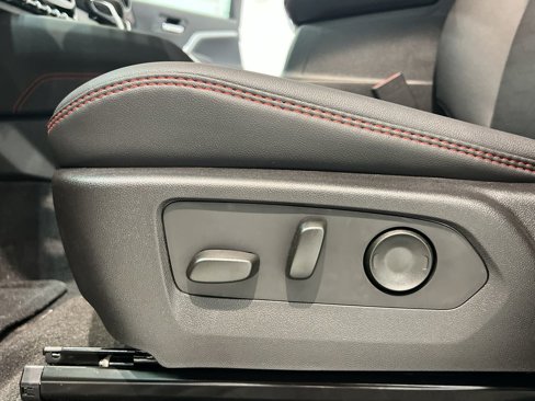 New 2026 Chevrolet Colorado Z71 w/ Technology Package image 14