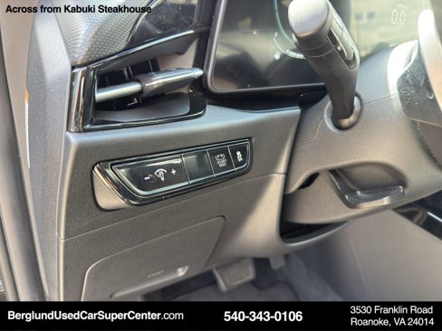 Used 2023 Kia Niro EX image 15