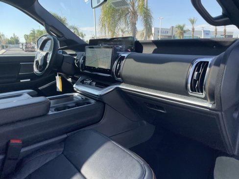 New 2025 Ford Expedition Tremor image 28