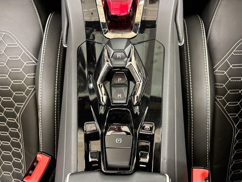 Used 2022 Lamborghini Huracan EVO image 14