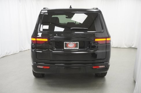 New 2025 Jeep Wagoneer Series II image 10
